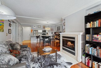 1276 N Wayne St Unit 419, Arlington, VA 22201