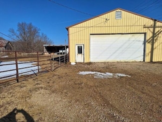 504 W Main St, La Farge, WI 54639