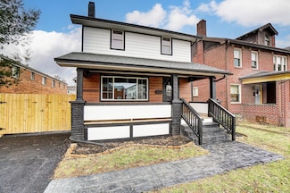 1665 E Livingston Ave, Columbus, OH 43205