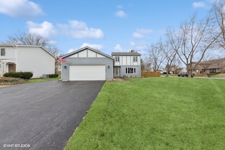 17258 W Dartmoor Dr, Grayslake, IL 60030