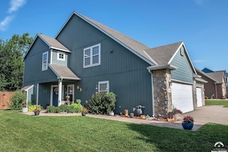 2335 Surrey Dr, Lawrence, KS 66046