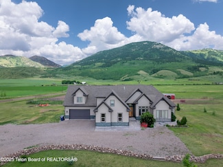 61 Astorian Ln, Smoot, WY 83126