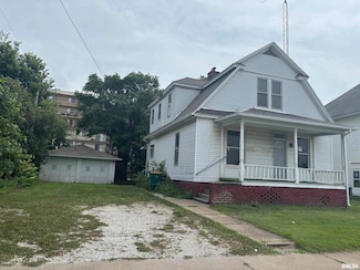115 W Washington St, Macomb, IL 61455