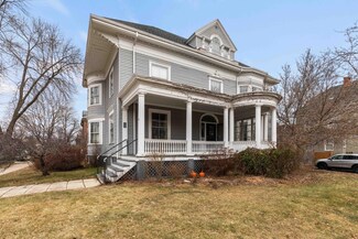 125 Vaughan St, Portland, ME 04102