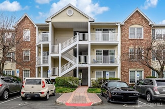 39 Versailles Ct, Trenton, NJ 08619