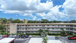 5750 80th St N Unit D202, Saint Petersburg, FL 33709