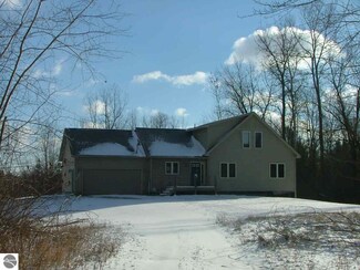 3687 E City Limits Rd, Standish, MI 48658