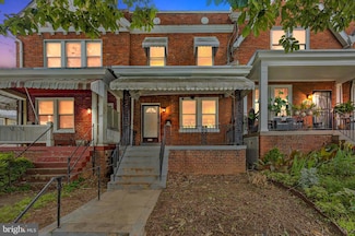 133 Longfellow St NW, Washington, DC 20011