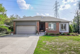 5021 Johnnycake Ridge NE, Canton, OH 44705
