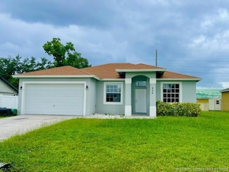 656 SE Chapman Ave, Port Saint Lucie, FL 34984