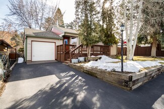 836 NE 9th St, Bend, OR 97701