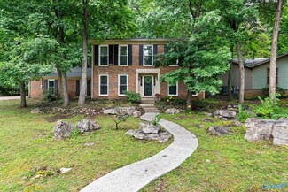 712 Bluewood Dr SE, Huntsville, AL 35802
