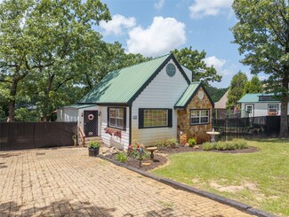 5650 Point Lavista, Malakoff, TX 75148