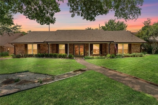 1317 Broadmoor Ln, Irving, TX 75061