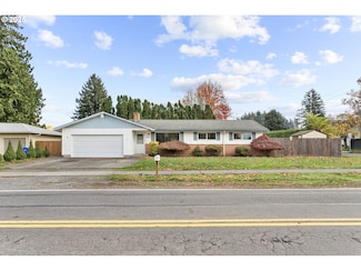 930 SE 212th Ave, Gresham, OR 97030