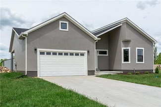 149 S Linn Valley Dr, Linn Valley, KS 66040