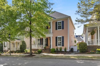 28 Hollingsworth Dr, Greenville, SC 29607