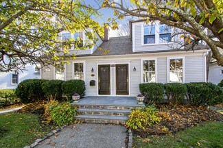 53 Elm St, Cohasset, MA 02025