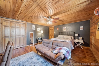 15955 Briar Rd, Morris, OK 74445