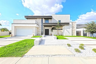 16 Finca Lp, Laredo, TX 78045