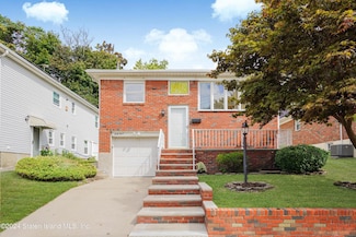 43 Urbana St, Staten Island, NY 10304