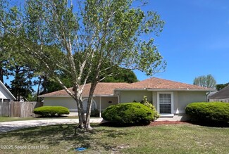 814 Kara Cir, Rockledge, FL 32955