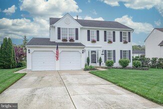 12 Sayre Dr, Sicklerville, NJ 08081