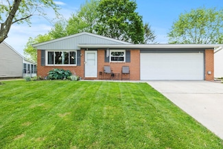 2923 Falcon Bridge Dr, Columbus, OH 43232