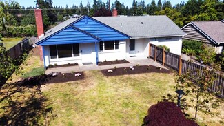 16137 Midvale Ave N, Shoreline, WA 98133