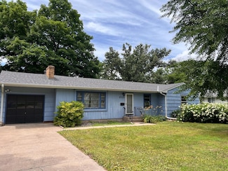 1711 Winnetka Ave N, Golden Valley, MN 55427