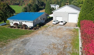 47 Vineyard Ln, Summersville, WV 26651