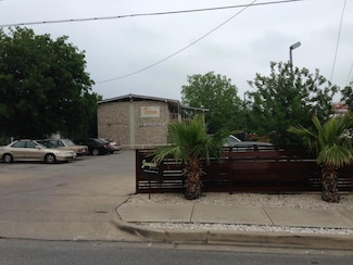 820 Houston St Unit 207, Austin, TX 78756