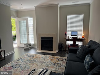 7000 Falls Reach Dr Unit 208, Falls Church, VA 22043
