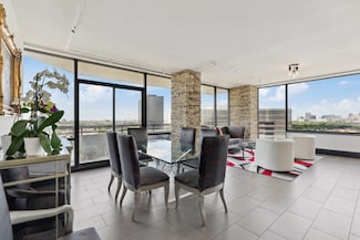 15 Greenway Plaza Unit 12F, Houston, TX 77046