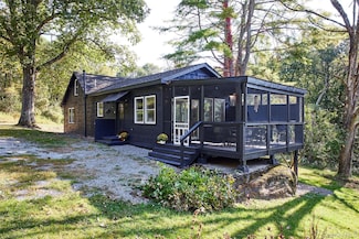 87 Hankins Rd, Hankins, NY 12741