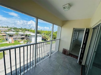 330 SE 2nd St Unit 404G, Hallandale Beach, FL 33009