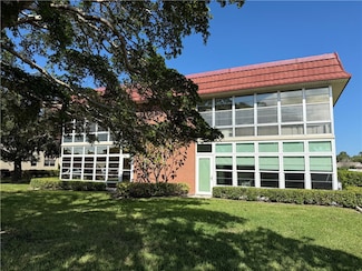 31 Pine Arbor Ln Unit 206, Vero Beach, FL 32962