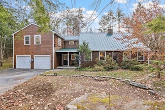 35 Merry Hill Rd, Barrington, NH 03825