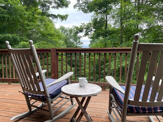 21 Upper Cherry Grove Rd, Slaty Fork, WV 26291