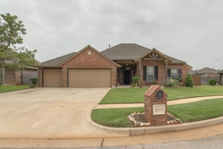 9313 Brian Ln, Yukon, OK 73099