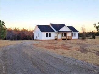 1555 Walnut Hill Rd, Blackstone, VA 23824