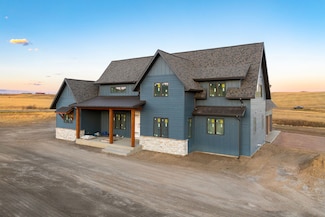 22 Higgins Ln, Great Falls, MT 59404