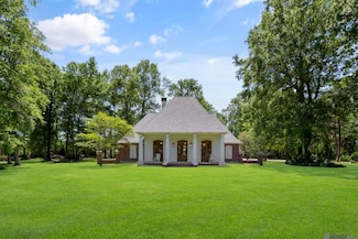 13422 Wood Creek Dr, Baton Rouge, LA 70818