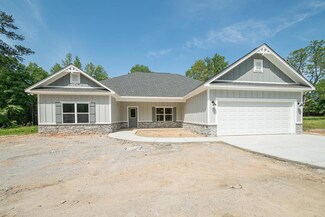 94 Lee Road 576, Smiths Station, AL 36877