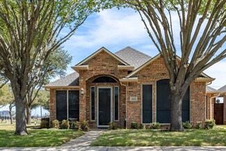202 Blake Ln, Midlothian, TX 76065