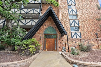 1350 Josephine St Unit 401, Denver, CO 80206