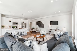 3205 N 35th St Unit 8, Philadelphia, PA 19129