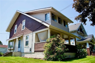 904 Chalker St, Akron, OH 44310