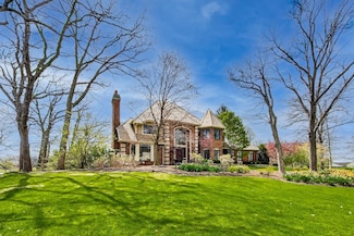 1701 Lakeview Terrace, Libertyville, IL 60048