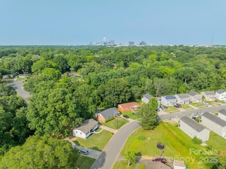 3608 Crestridge Dr, Charlotte, NC 28217
